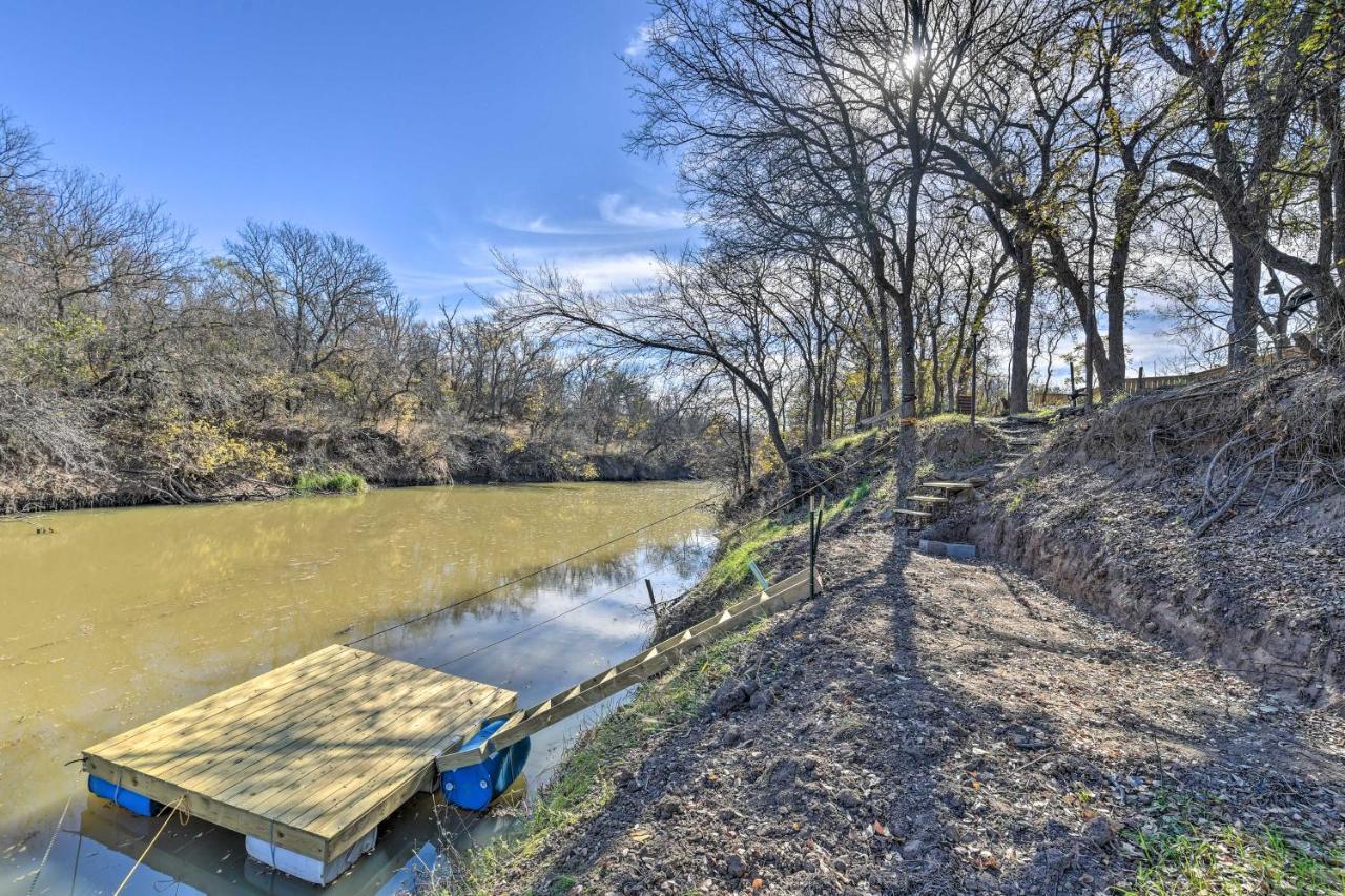 Bright Brownwood Home With On-Site River Access! Eksteriør bilde